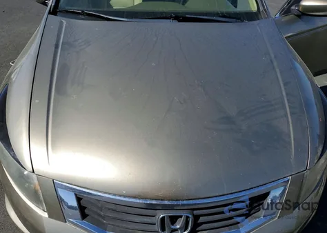 2010 Honda Accord Lx z USA, uszkodzony, nr VIN 1HGCP2F32AA099763